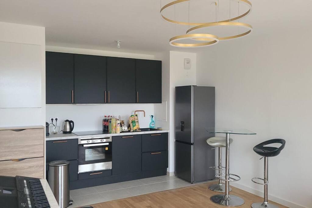 Appartement Chic 5 Min Disneyland/Vallee Village Serris Exterior foto
